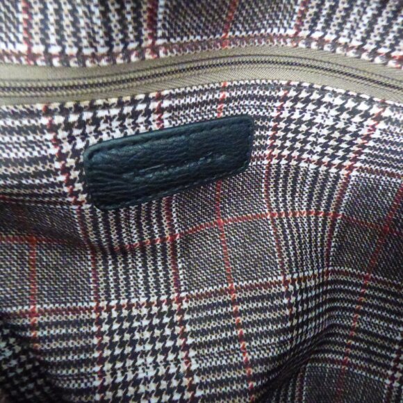 TAMARIS GOTH FAUX FUR LARGE HANDBAG WITH COMPARTMENTS AND TARTAN CHECK LINING - Picture 12 of 13